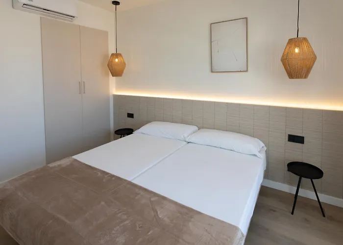 Apartamentos San Antonio Beach